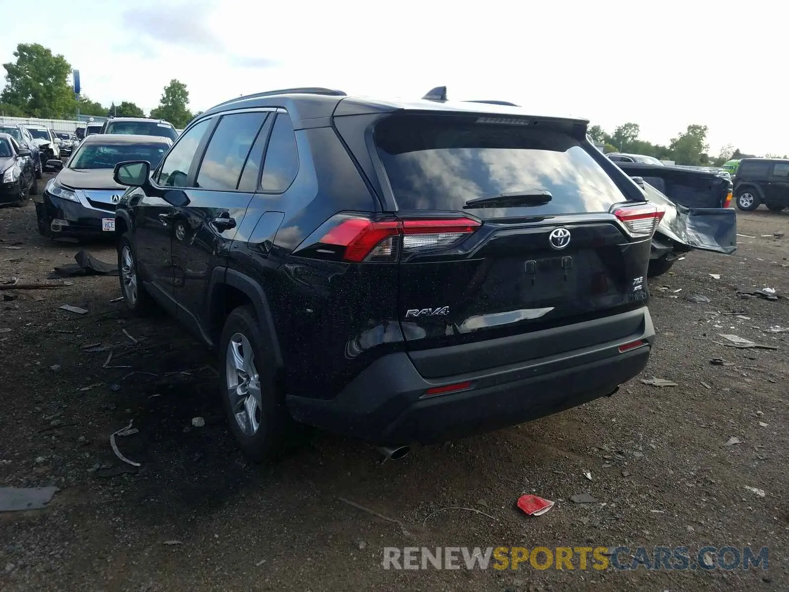3 Photograph of a damaged car 2T3P1RFV8LC099865 TOYOTA RAV4 2020