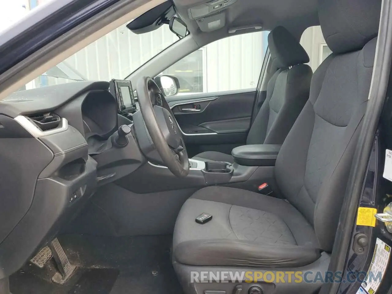 7 Фотография поврежденного автомобиля 2T3P1RFV8LC104949 TOYOTA RAV4 2020
