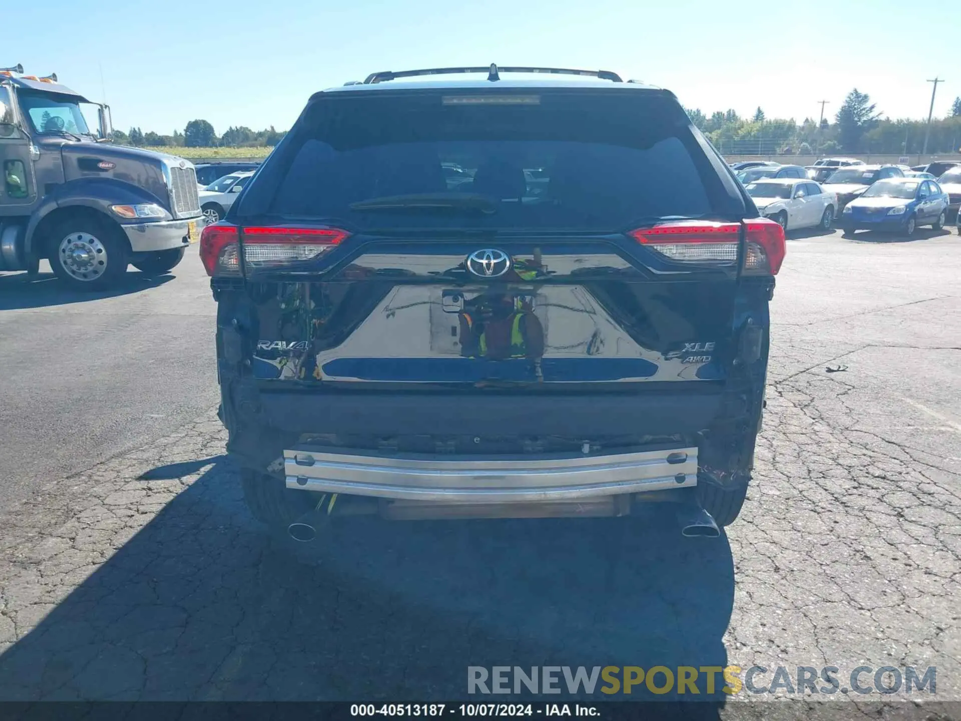 6 Фотография поврежденного автомобиля 2T3P1RFV8LW108904 TOYOTA RAV4 2020