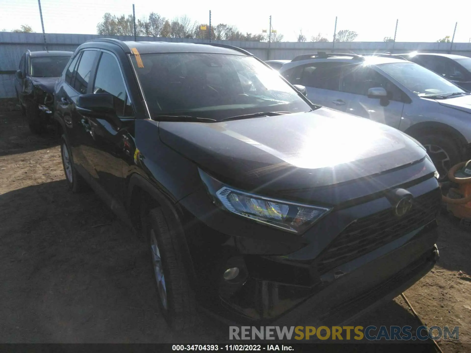1 Фотография поврежденного автомобиля 2T3P1RFV9LC092102 TOYOTA RAV4 2020