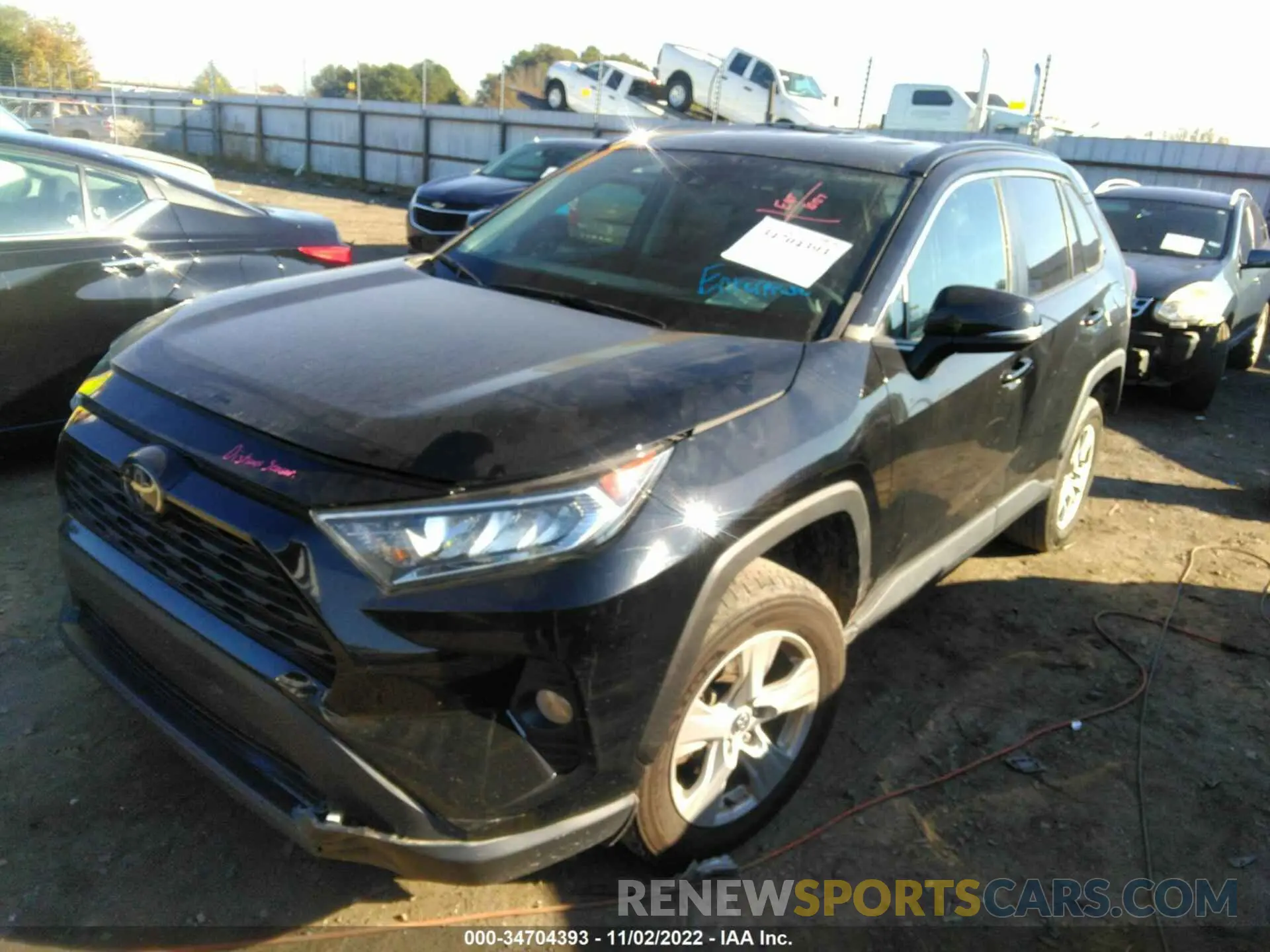 2 Фотография поврежденного автомобиля 2T3P1RFV9LC092102 TOYOTA RAV4 2020
