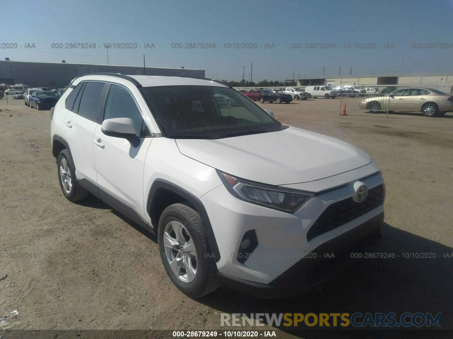 1 Photograph of a damaged car 2T3P1RFV9LC101199 TOYOTA RAV4 2020