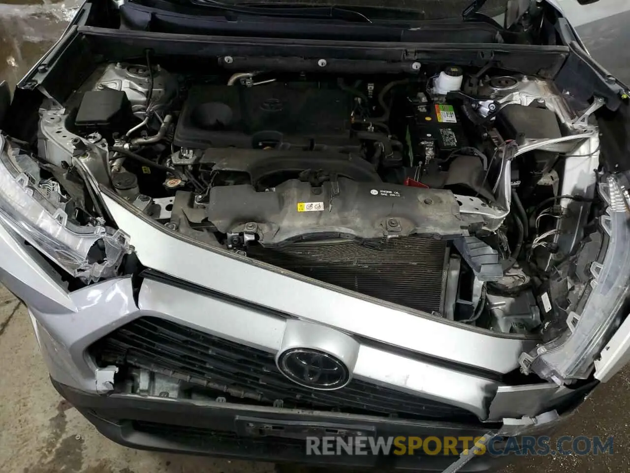 12 Photograph of a damaged car 2T3P1RFV9LC101638 TOYOTA RAV4 2020