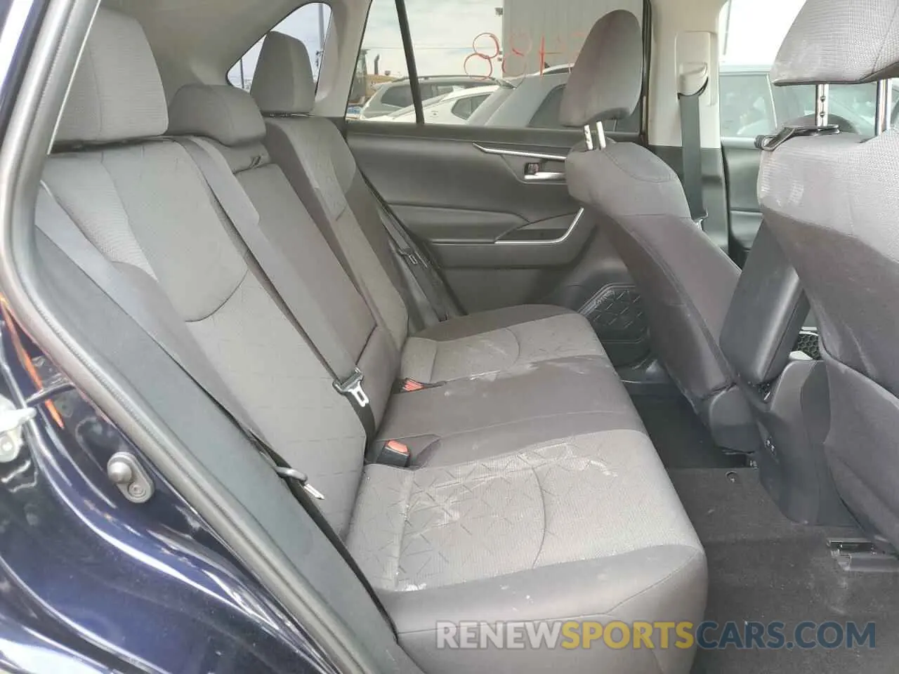 6 Фотография поврежденного автомобиля 2T3P1RFV9LC115068 TOYOTA RAV4 2020