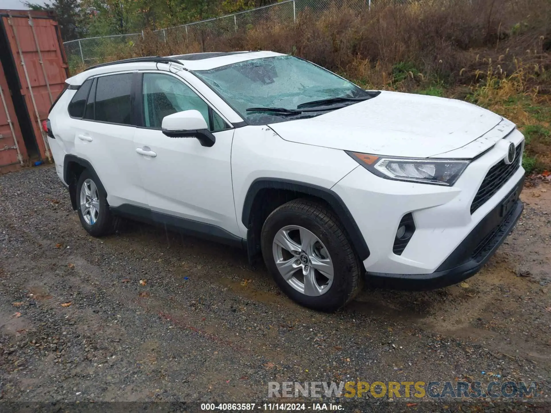 1 Photograph of a damaged car 2T3P1RFV9LW084581 TOYOTA RAV4 2020