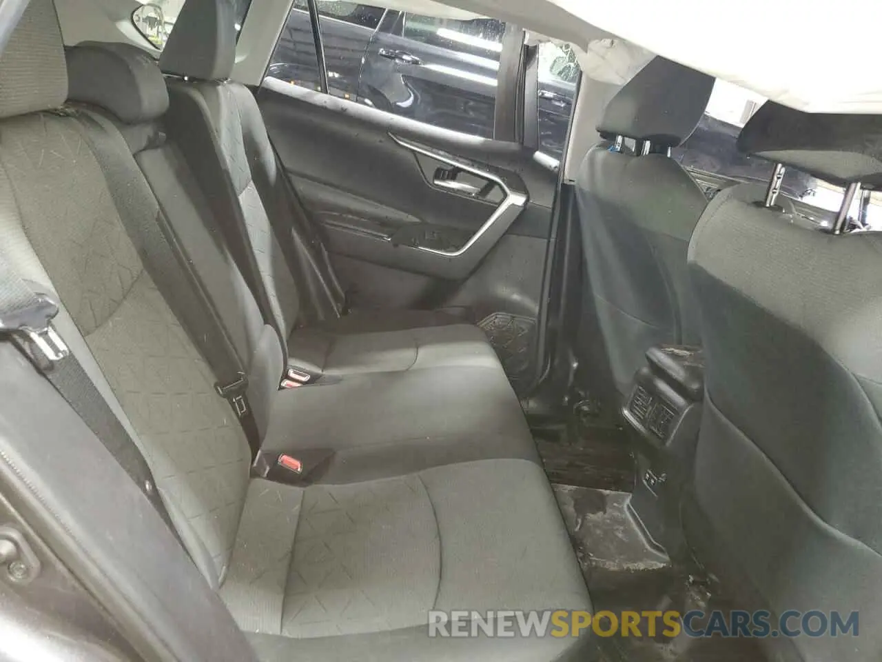 10 Фотография поврежденного автомобиля 2T3P1RFVXLC091217 TOYOTA RAV4 2020