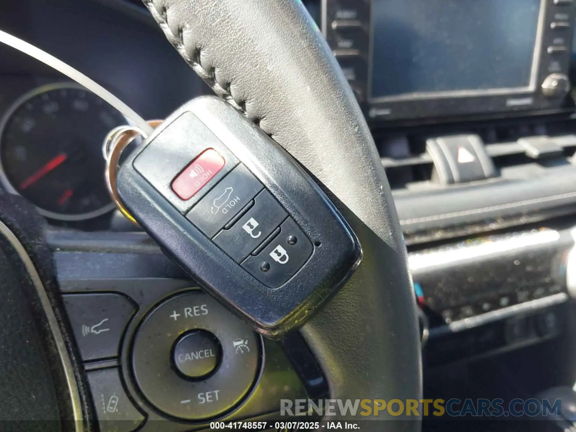 11 Фотография поврежденного автомобиля 2T3P1RFVXLW115577 TOYOTA RAV4 2020