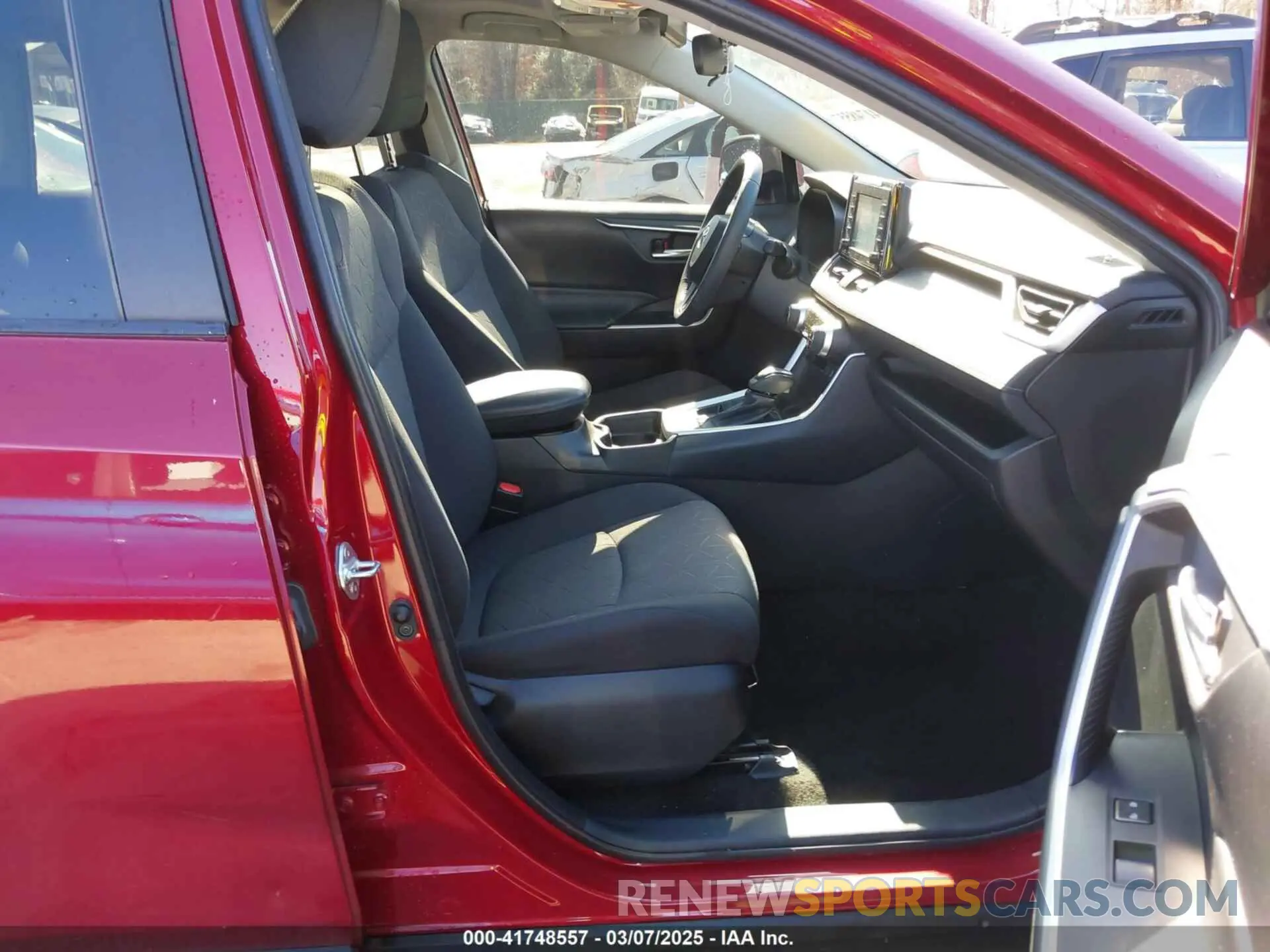 5 Фотография поврежденного автомобиля 2T3P1RFVXLW115577 TOYOTA RAV4 2020