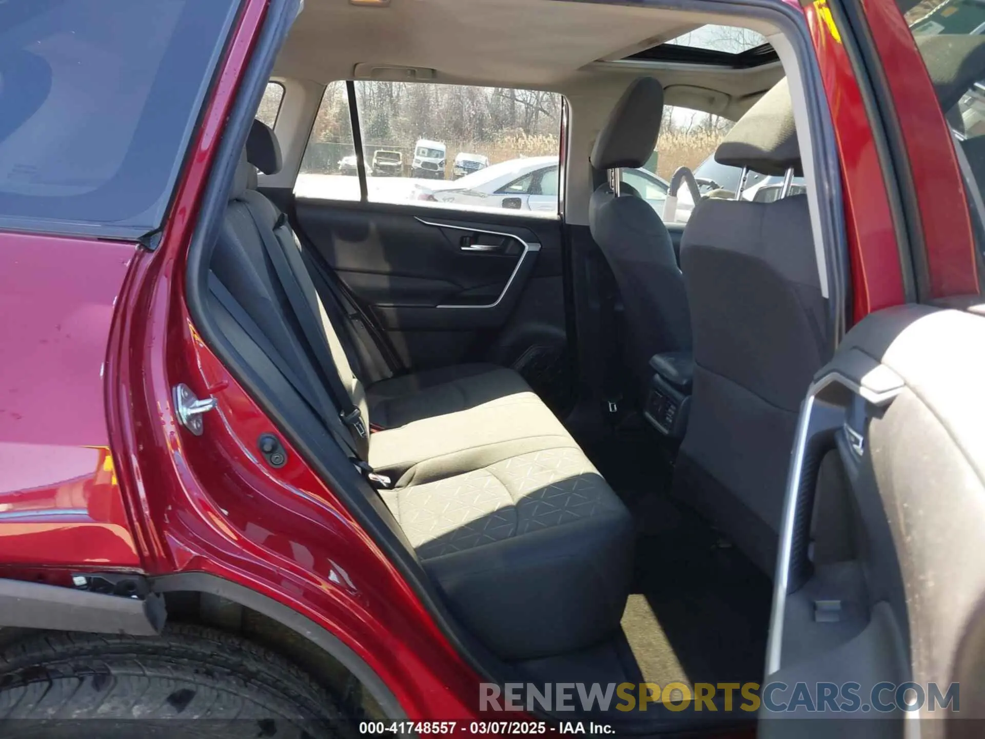 8 Фотография поврежденного автомобиля 2T3P1RFVXLW115577 TOYOTA RAV4 2020