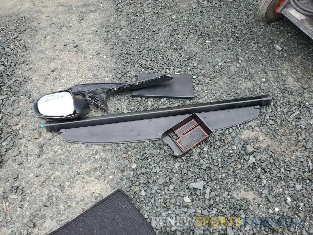 13 Photograph of a damaged car 2T3R1RFV3LC107282 TOYOTA RAV4 2020