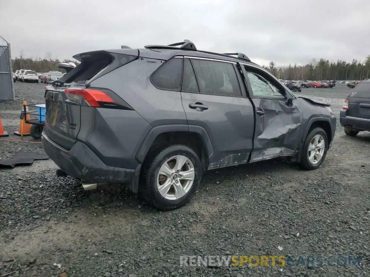3 Photograph of a damaged car 2T3R1RFV3LC107282 TOYOTA RAV4 2020