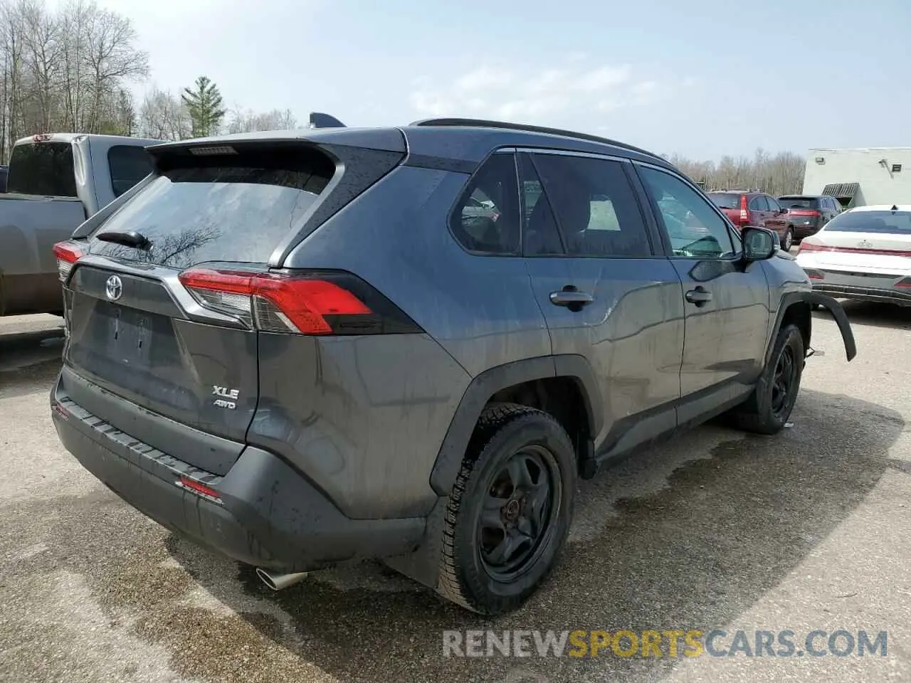 3 Photograph of a damaged car 2T3R1RFV9LC128802 TOYOTA RAV4 2020