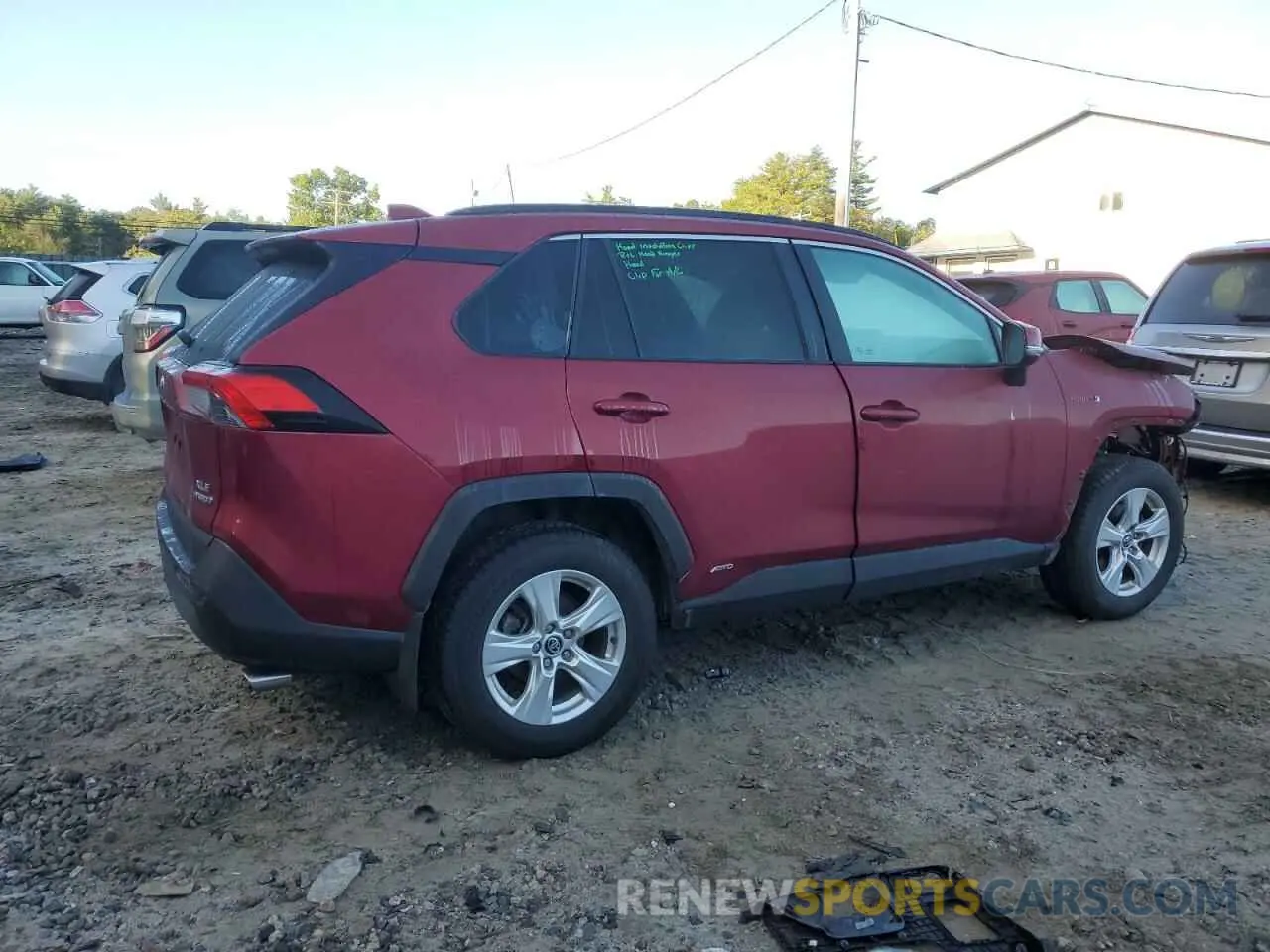 3 Photograph of a damaged car 2T3RWRFV0LW063614 TOYOTA RAV4 2020