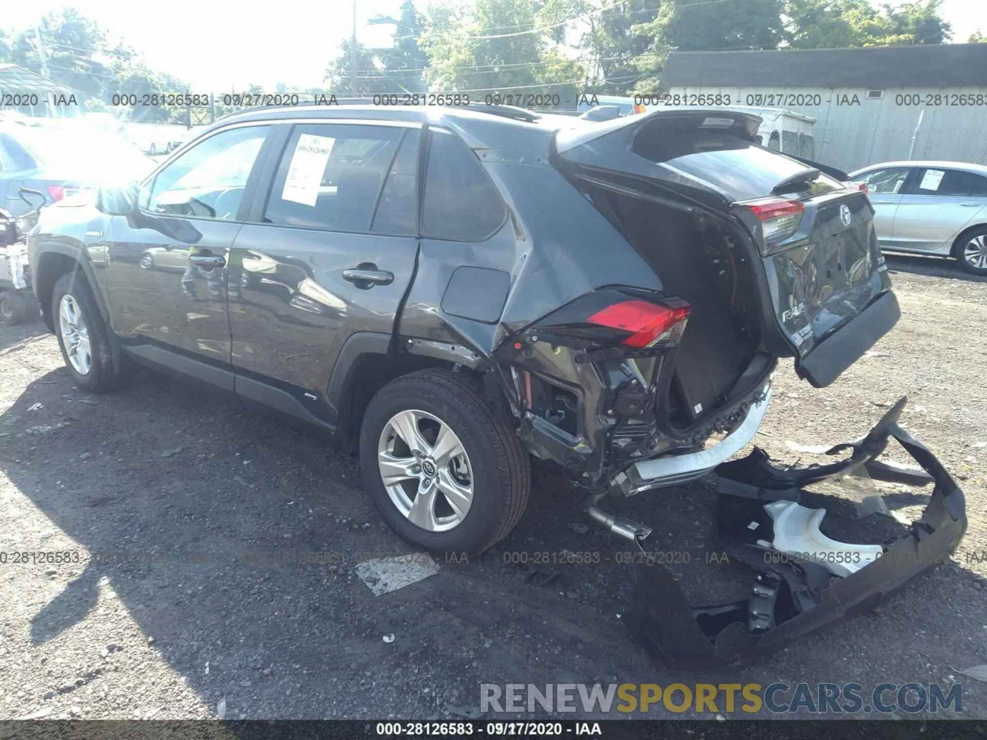 13 Photograph of a damaged car 2T3RWRFV1LW070779 TOYOTA RAV4 2020