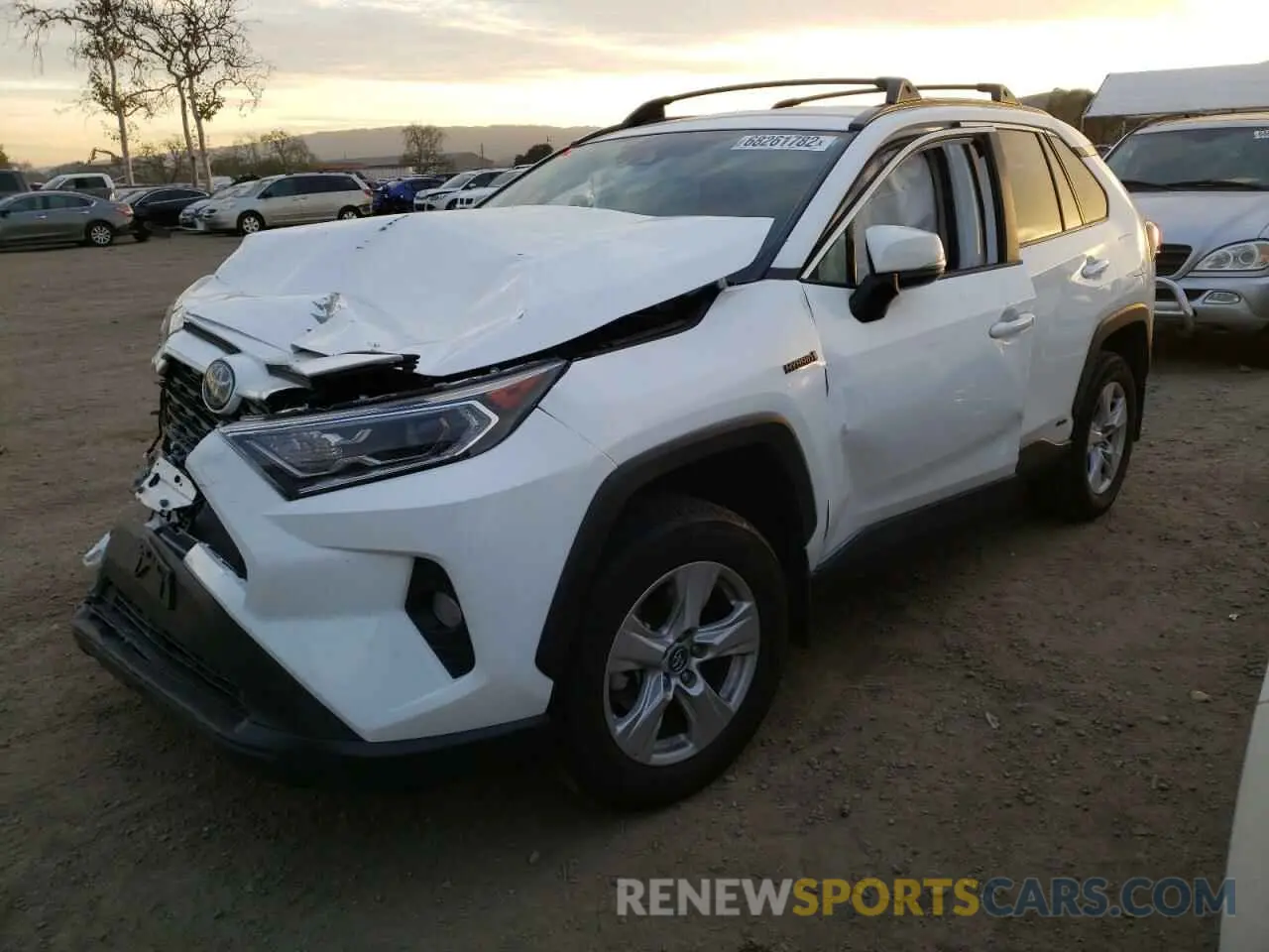 1 Фотография поврежденного автомобиля 2T3RWRFV1LW085847 TOYOTA RAV4 2020