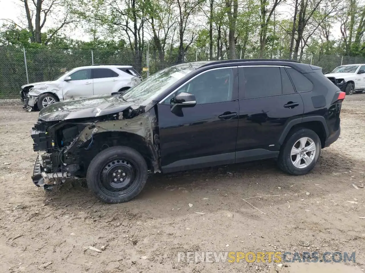 1 Photograph of a damaged car 2T3RWRFV1LW093981 TOYOTA RAV4 2020