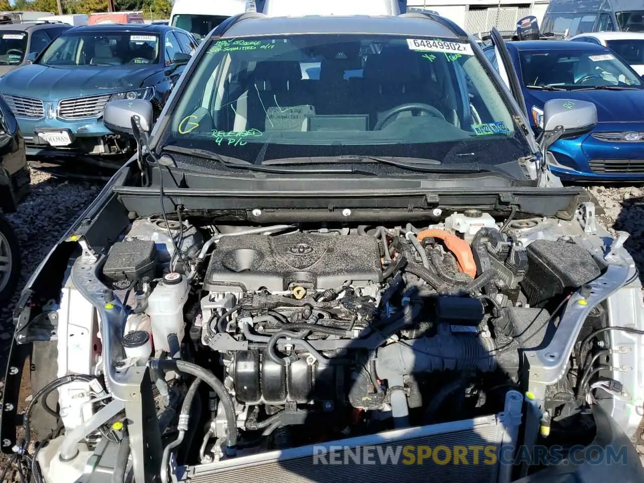 7 Photograph of a damaged car 2T3RWRFV6LW058028 TOYOTA RAV4 2020