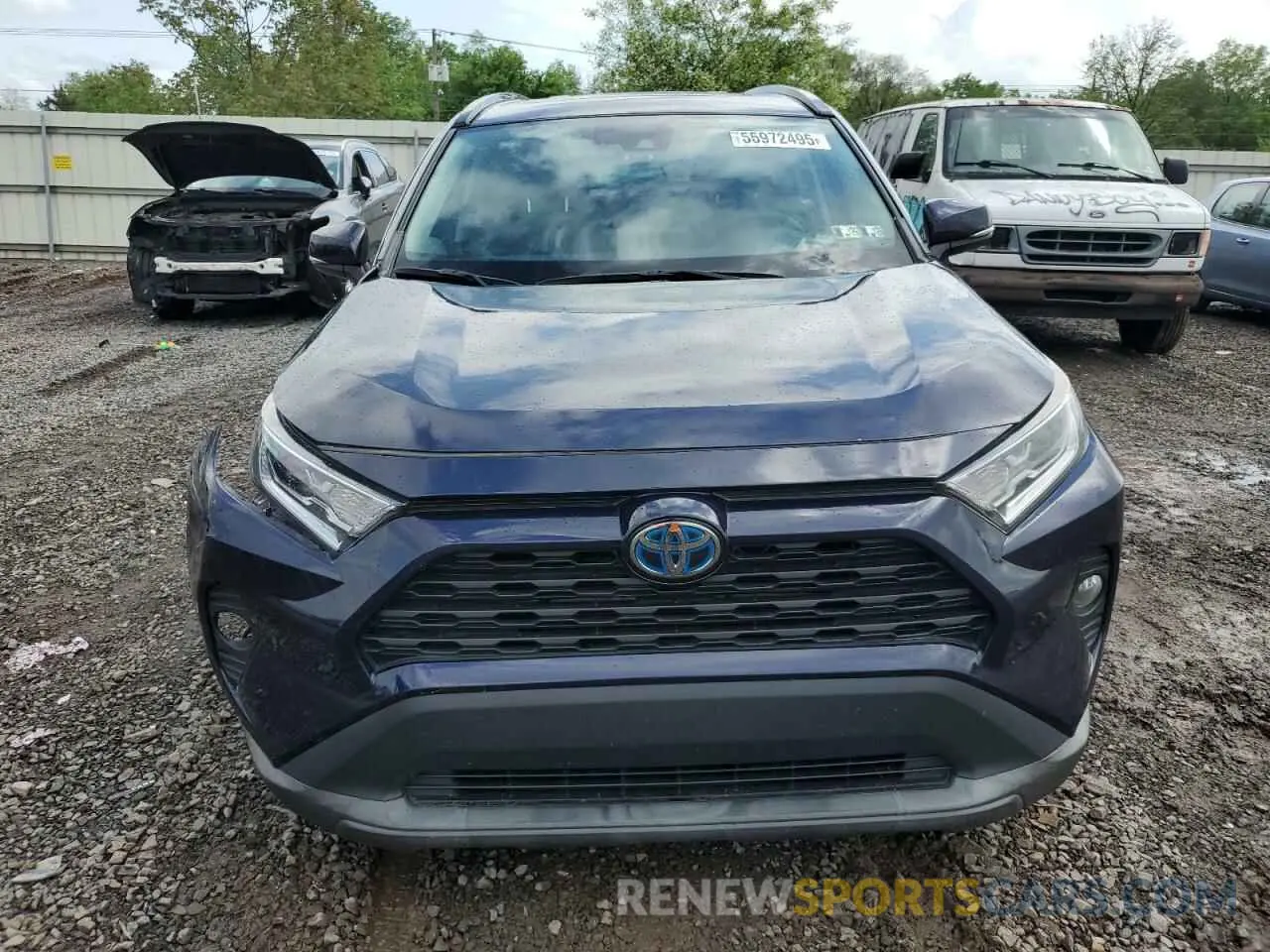 5 Photograph of a damaged car 2T3RWRFV6LW079915 TOYOTA RAV4 2020