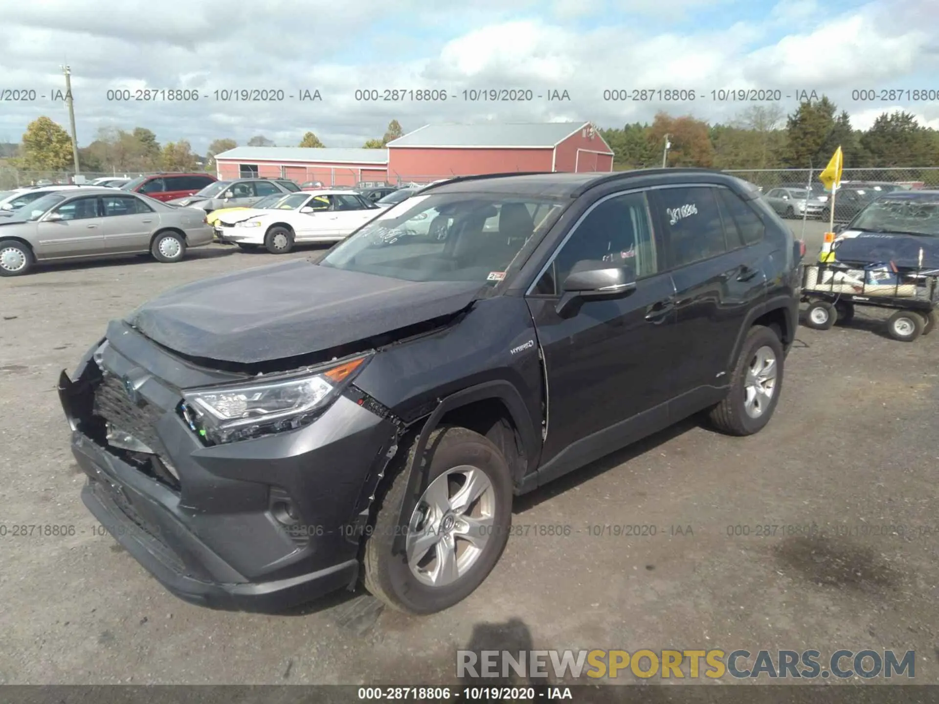 2 Photograph of a damaged car 2T3RWRFVXLW073650 TOYOTA RAV4 2020