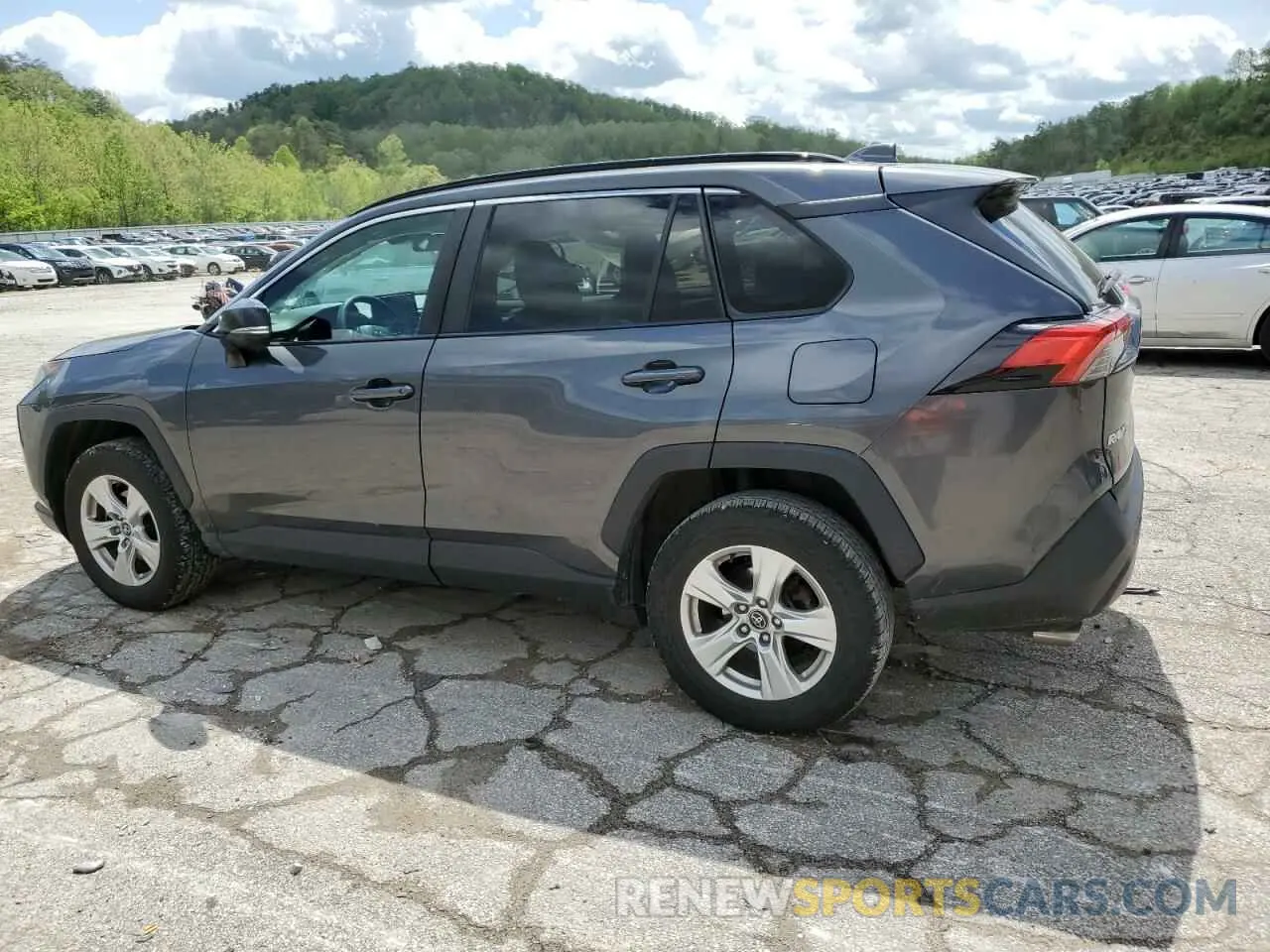 2 Photograph of a damaged car 2T3W1RFV0LC053295 TOYOTA RAV4 2020