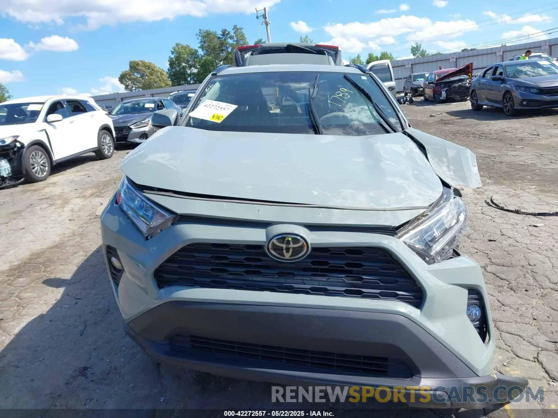12 Photograph of a damaged car 2T3W1RFV0LC081789 TOYOTA RAV4 2020