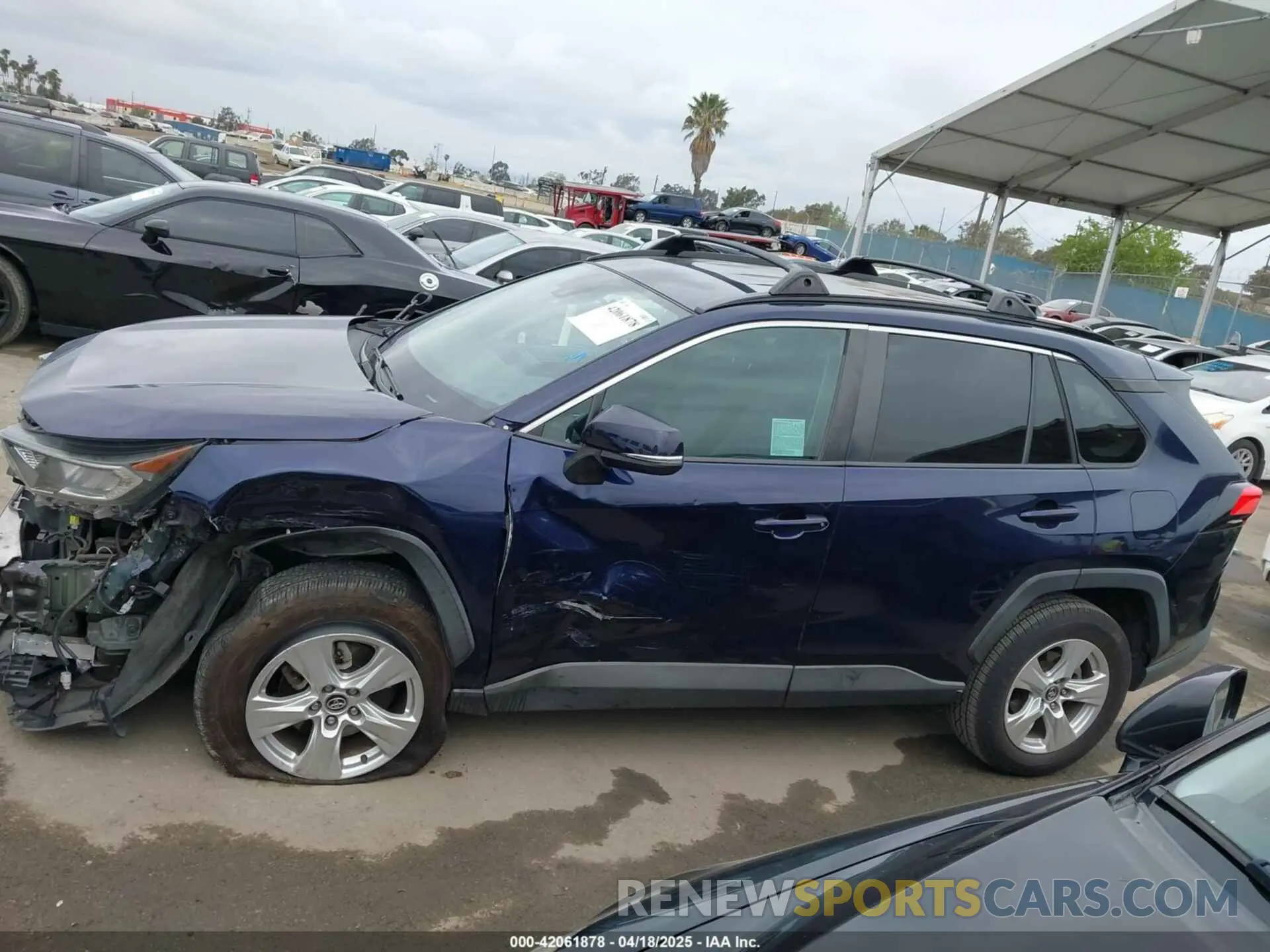 15 Фотография поврежденного автомобиля 2T3W1RFV0LW074520 TOYOTA RAV4 2020