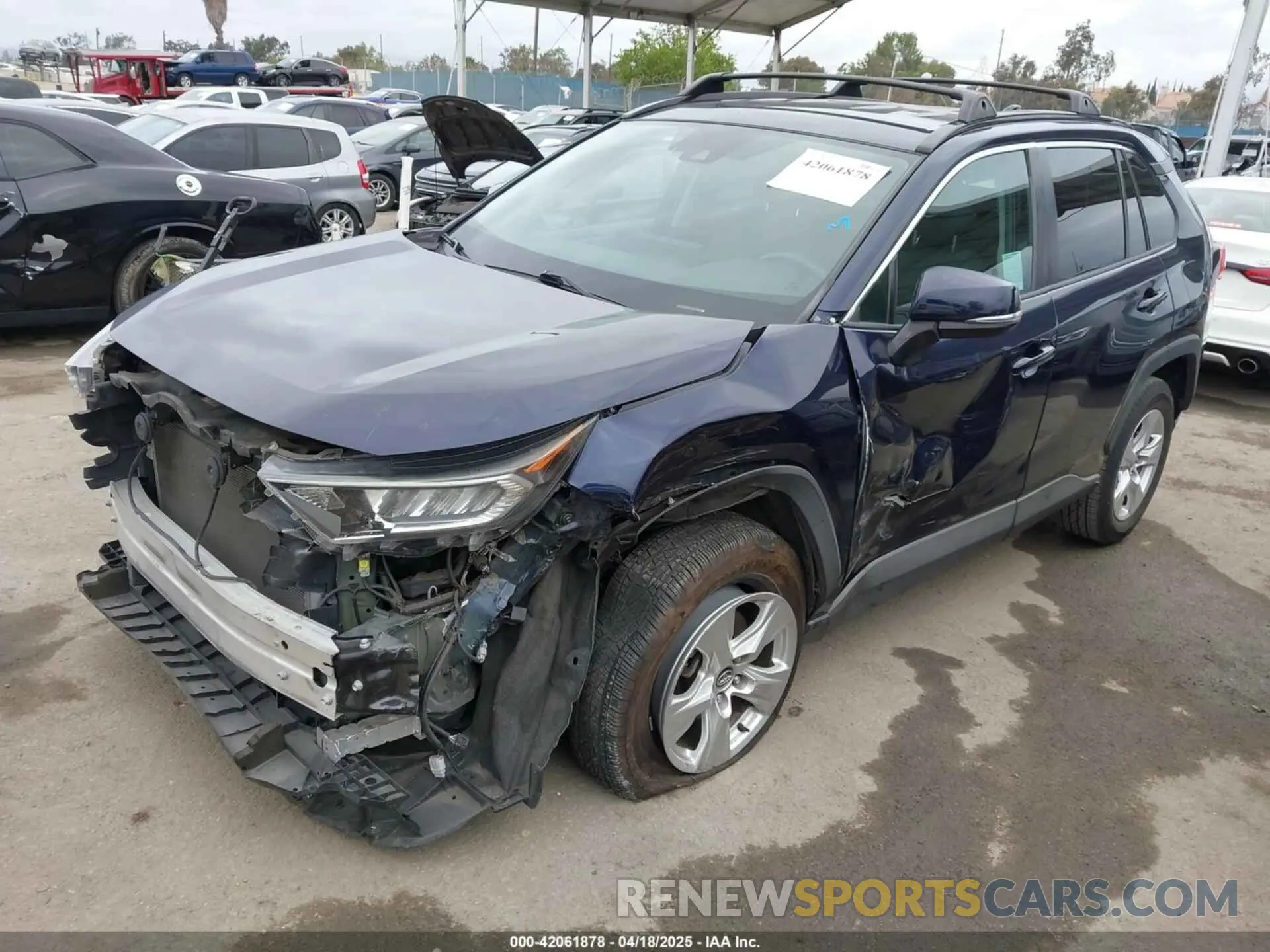 2 Фотография поврежденного автомобиля 2T3W1RFV0LW074520 TOYOTA RAV4 2020