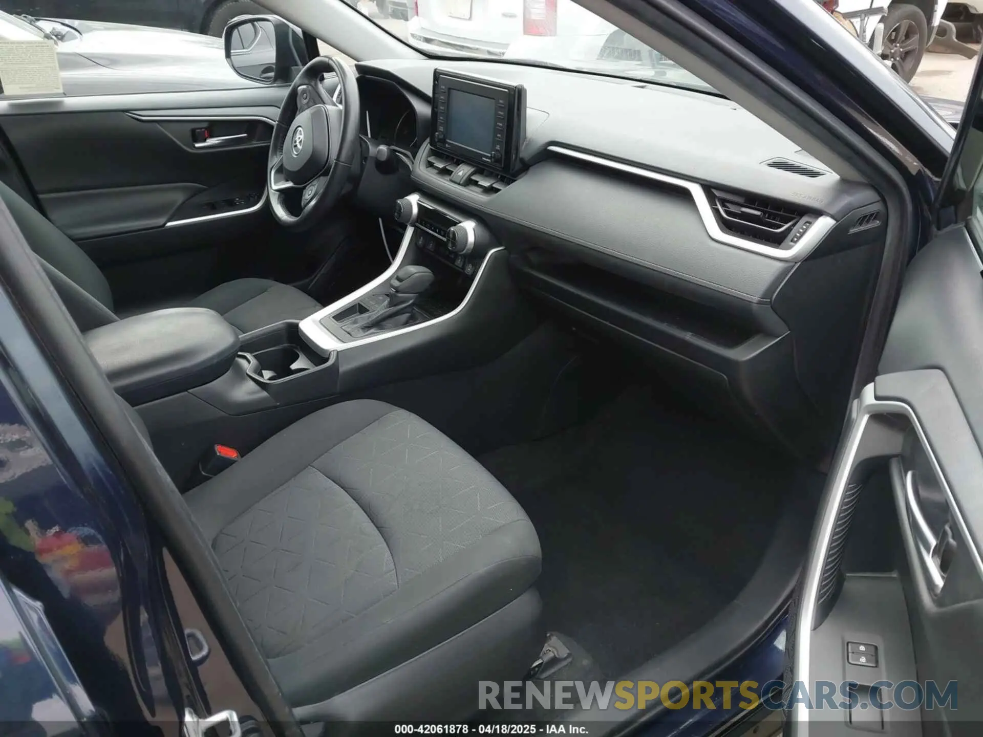 5 Фотография поврежденного автомобиля 2T3W1RFV0LW074520 TOYOTA RAV4 2020