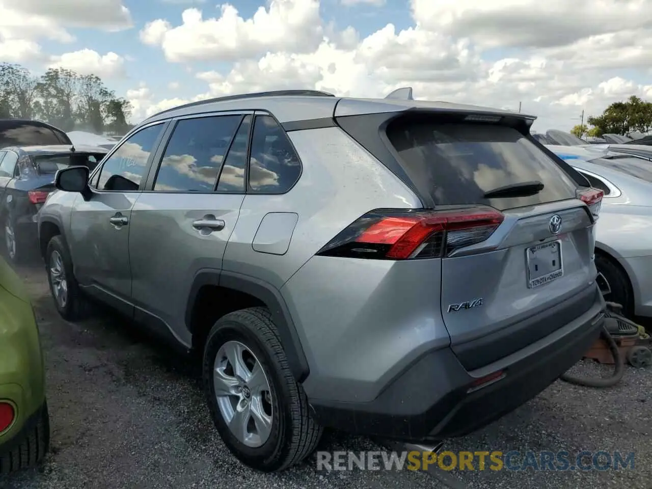 3 Фотография поврежденного автомобиля 2T3W1RFV0LW093407 TOYOTA RAV4 2020