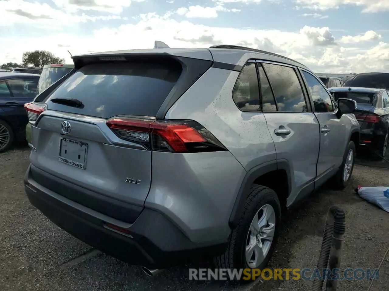 4 Фотография поврежденного автомобиля 2T3W1RFV0LW093407 TOYOTA RAV4 2020