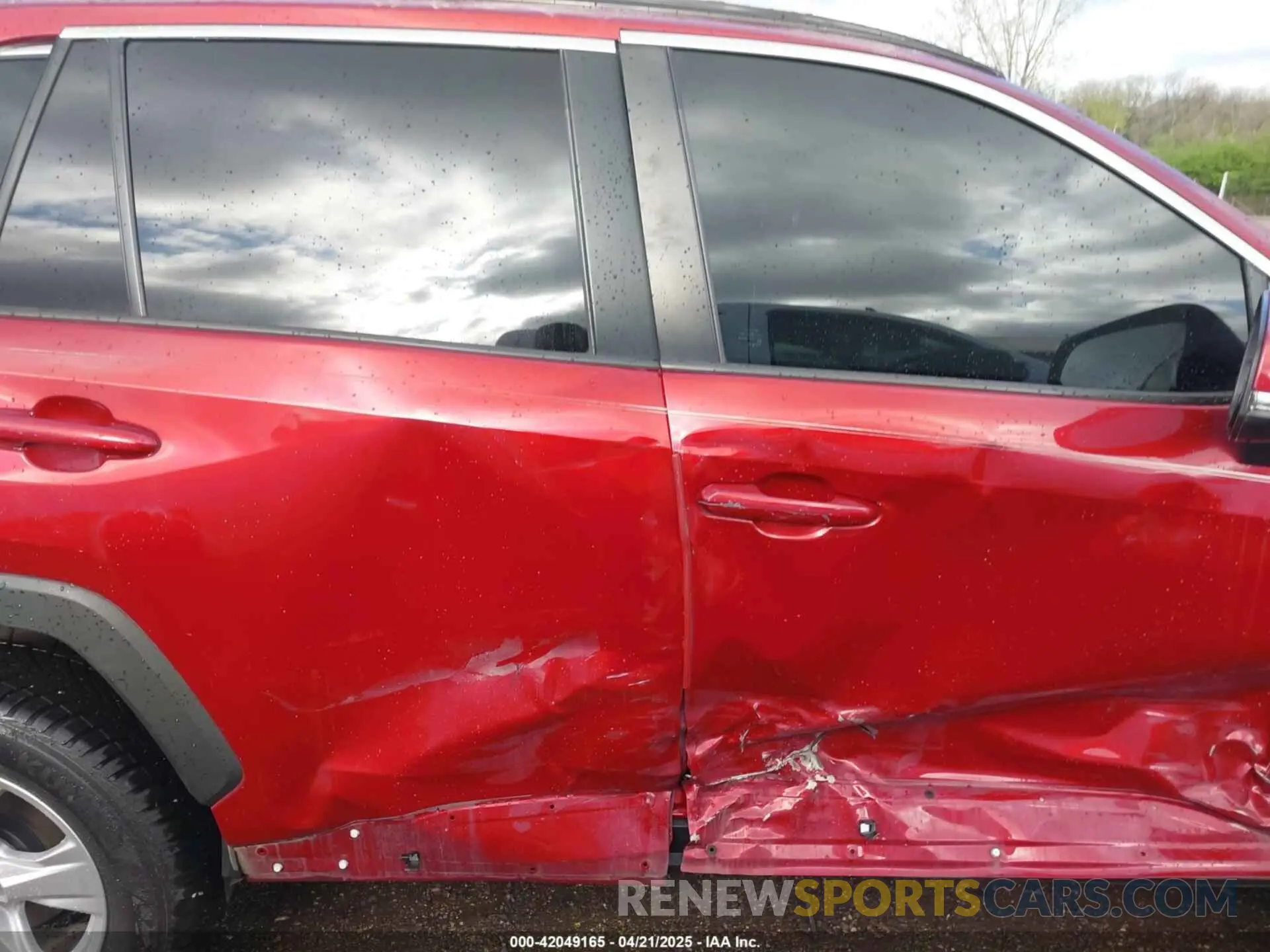 13 Фотография поврежденного автомобиля 2T3W1RFV1LC052043 TOYOTA RAV4 2020
