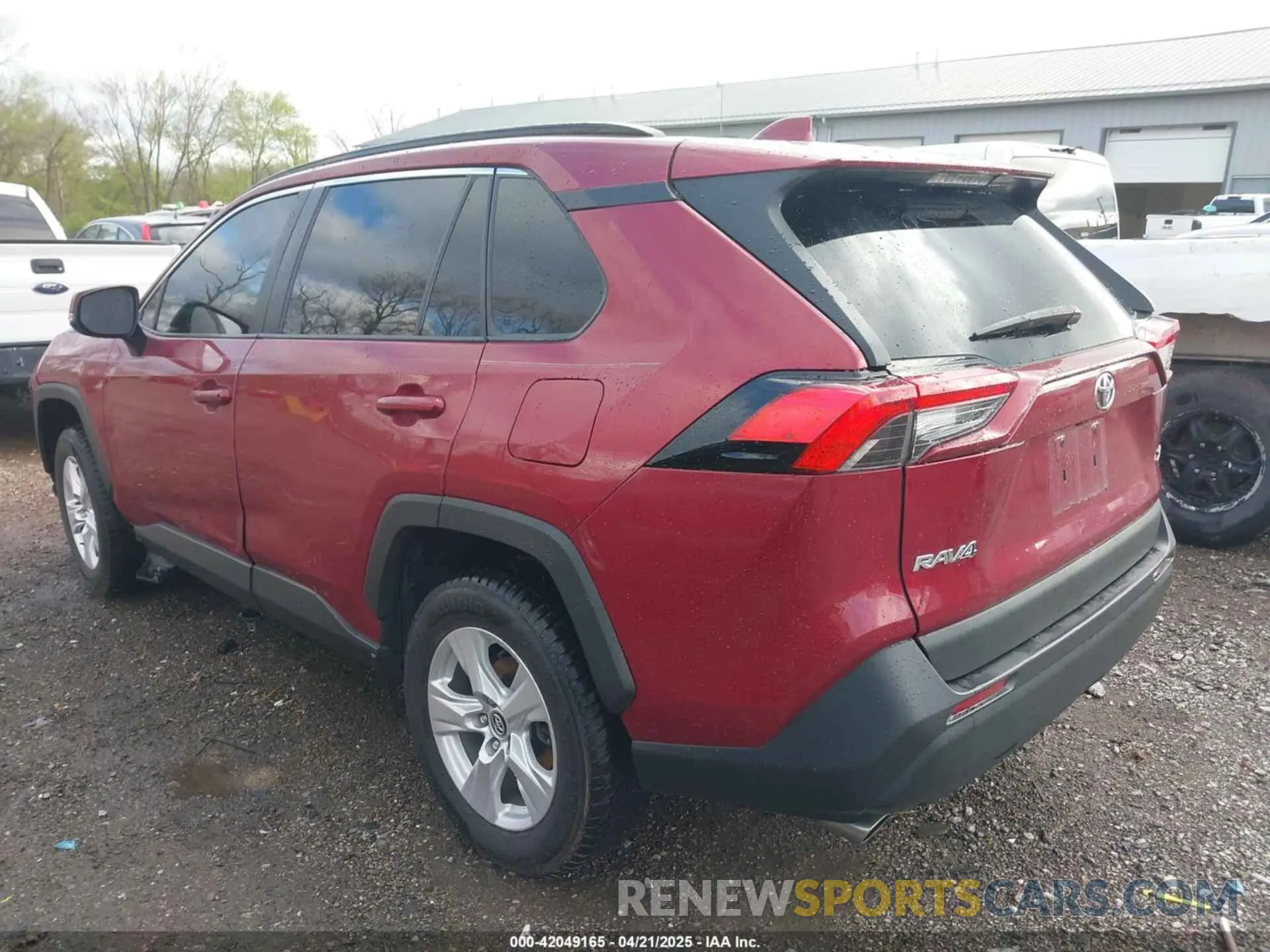 3 Фотография поврежденного автомобиля 2T3W1RFV1LC052043 TOYOTA RAV4 2020