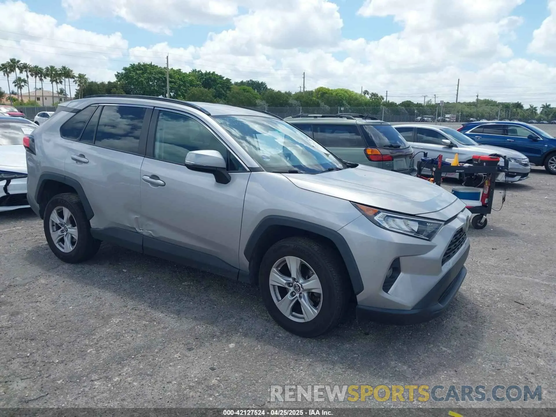 1 Photograph of a damaged car 2T3W1RFV1LC058506 TOYOTA RAV4 2020