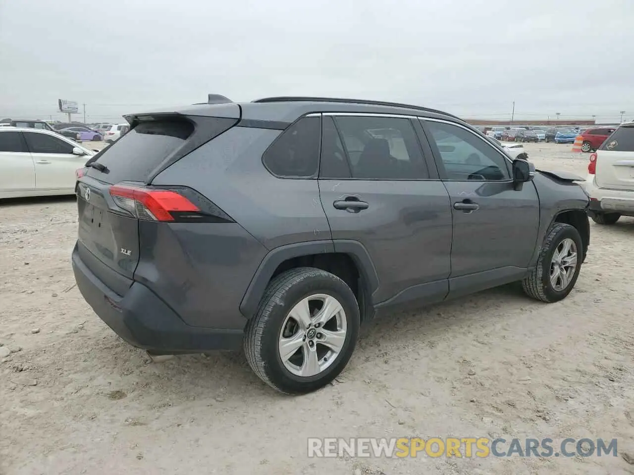 3 Фотография поврежденного автомобиля 2T3W1RFV1LC058862 TOYOTA RAV4 2020