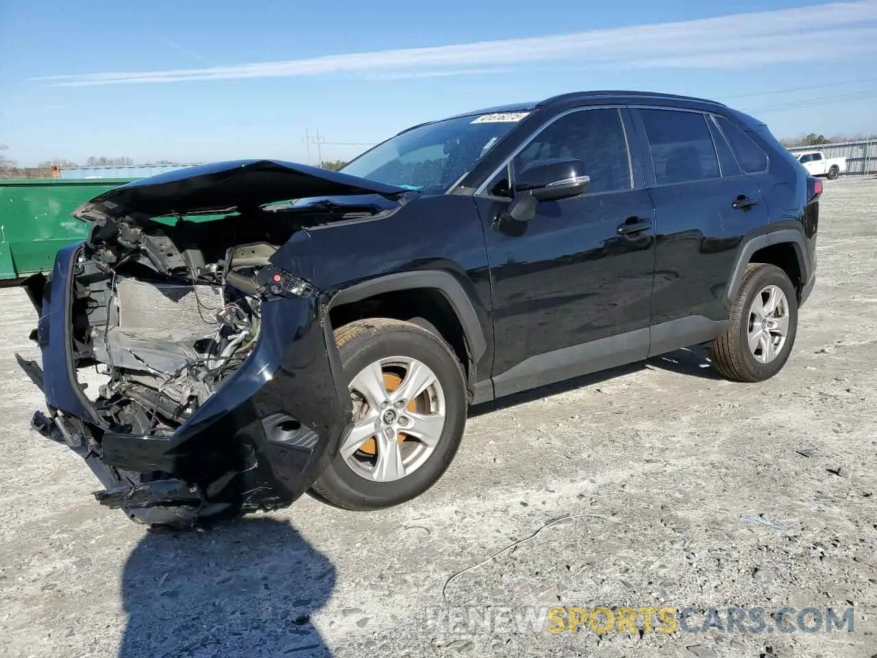 1 Фотография поврежденного автомобиля 2T3W1RFV1LC084071 TOYOTA RAV4 2020