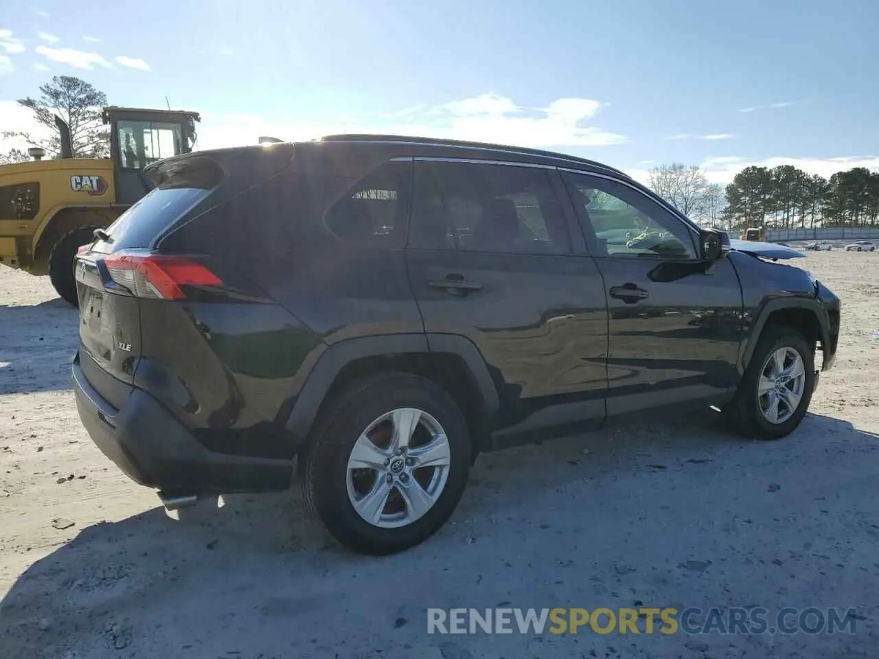 3 Фотография поврежденного автомобиля 2T3W1RFV1LC084071 TOYOTA RAV4 2020