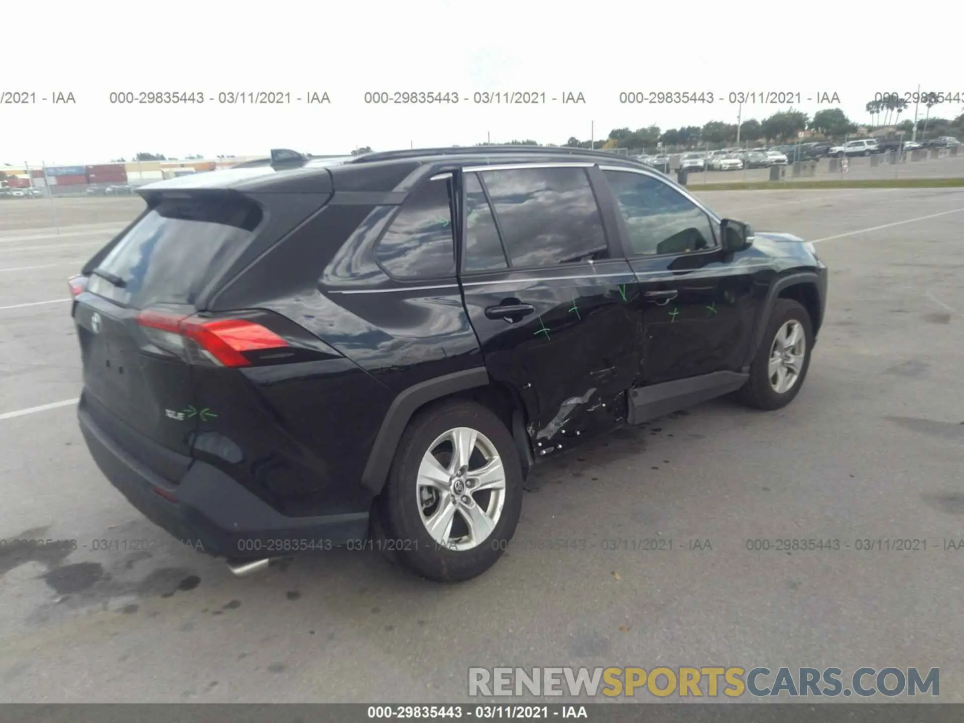 4 Photograph of a damaged car 2T3W1RFV1LC085687 TOYOTA RAV4 2020