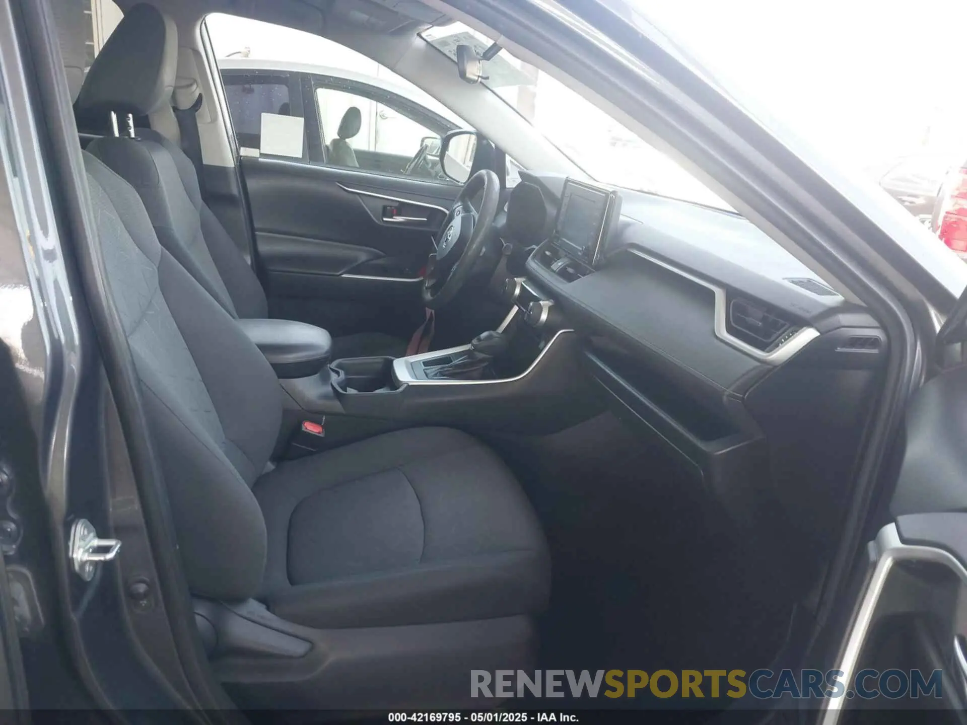 5 Фотография поврежденного автомобиля 2T3W1RFV1LW079645 TOYOTA RAV4 2020