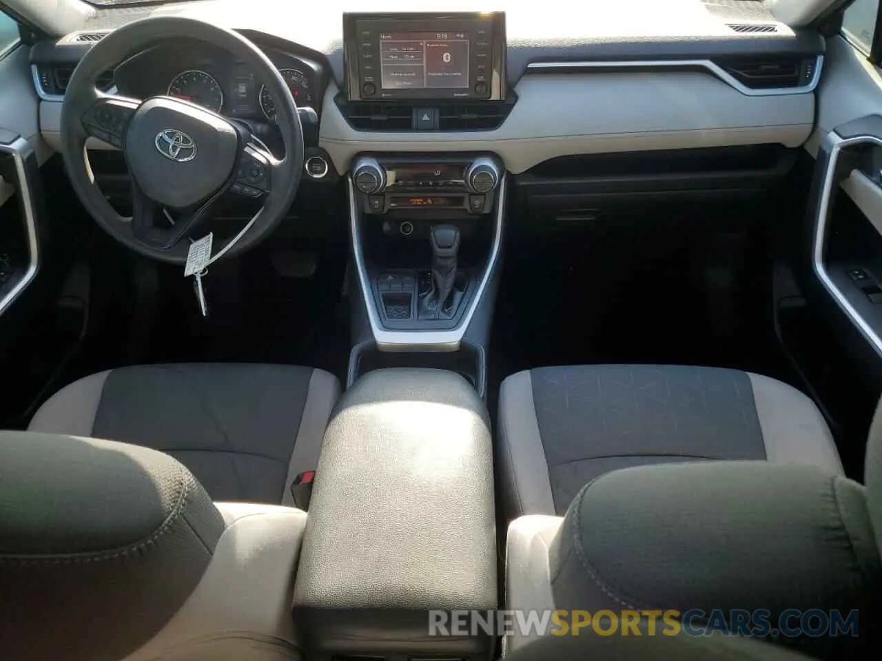8 Фотография поврежденного автомобиля 2T3W1RFV2LC052018 TOYOTA RAV4 2020