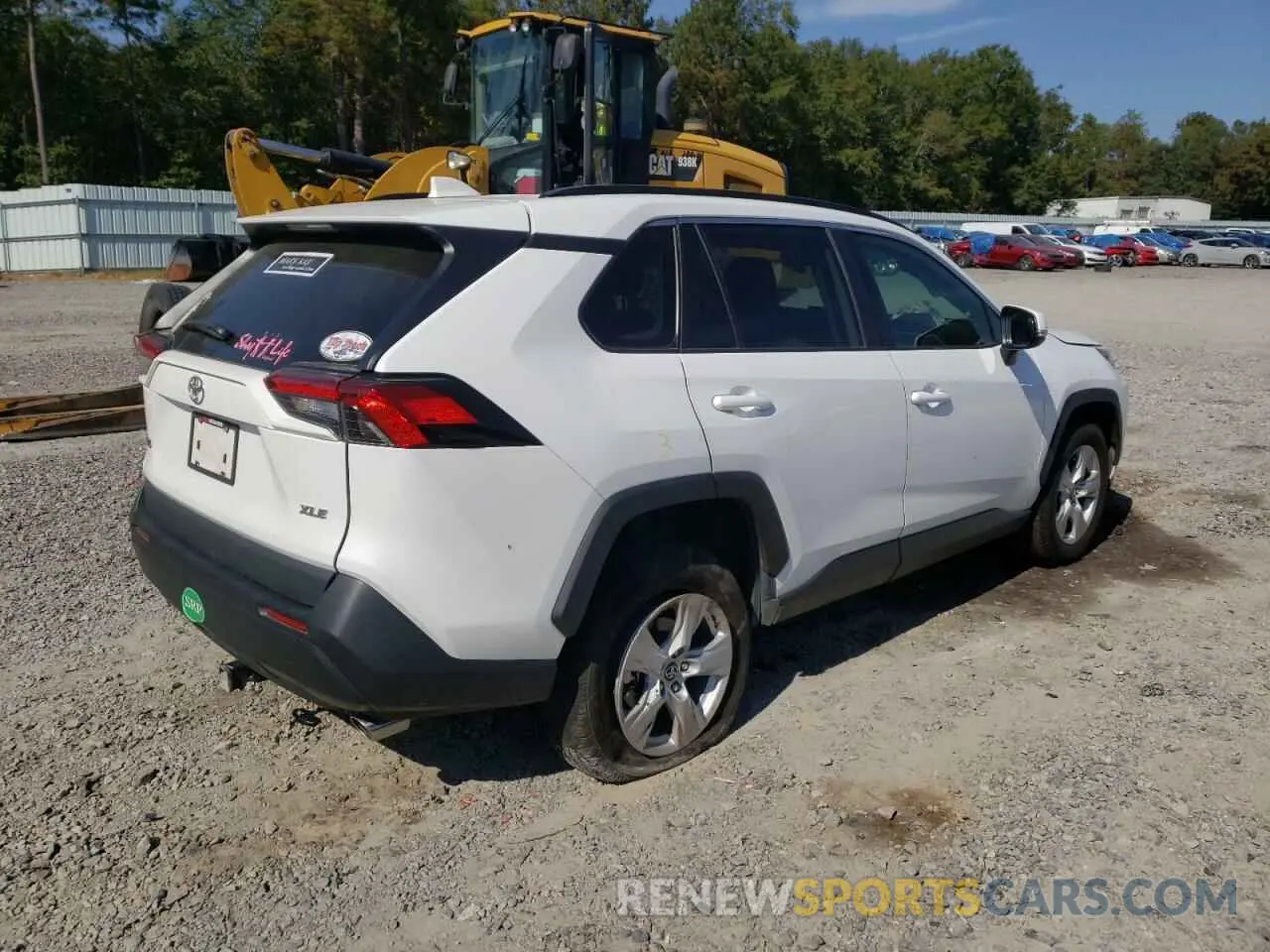 4 Фотография поврежденного автомобиля 2T3W1RFV2LW061347 TOYOTA RAV4 2020