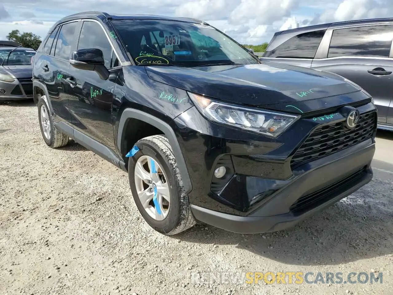 1 Фотография поврежденного автомобиля 2T3W1RFV2LW064118 TOYOTA RAV4 2020