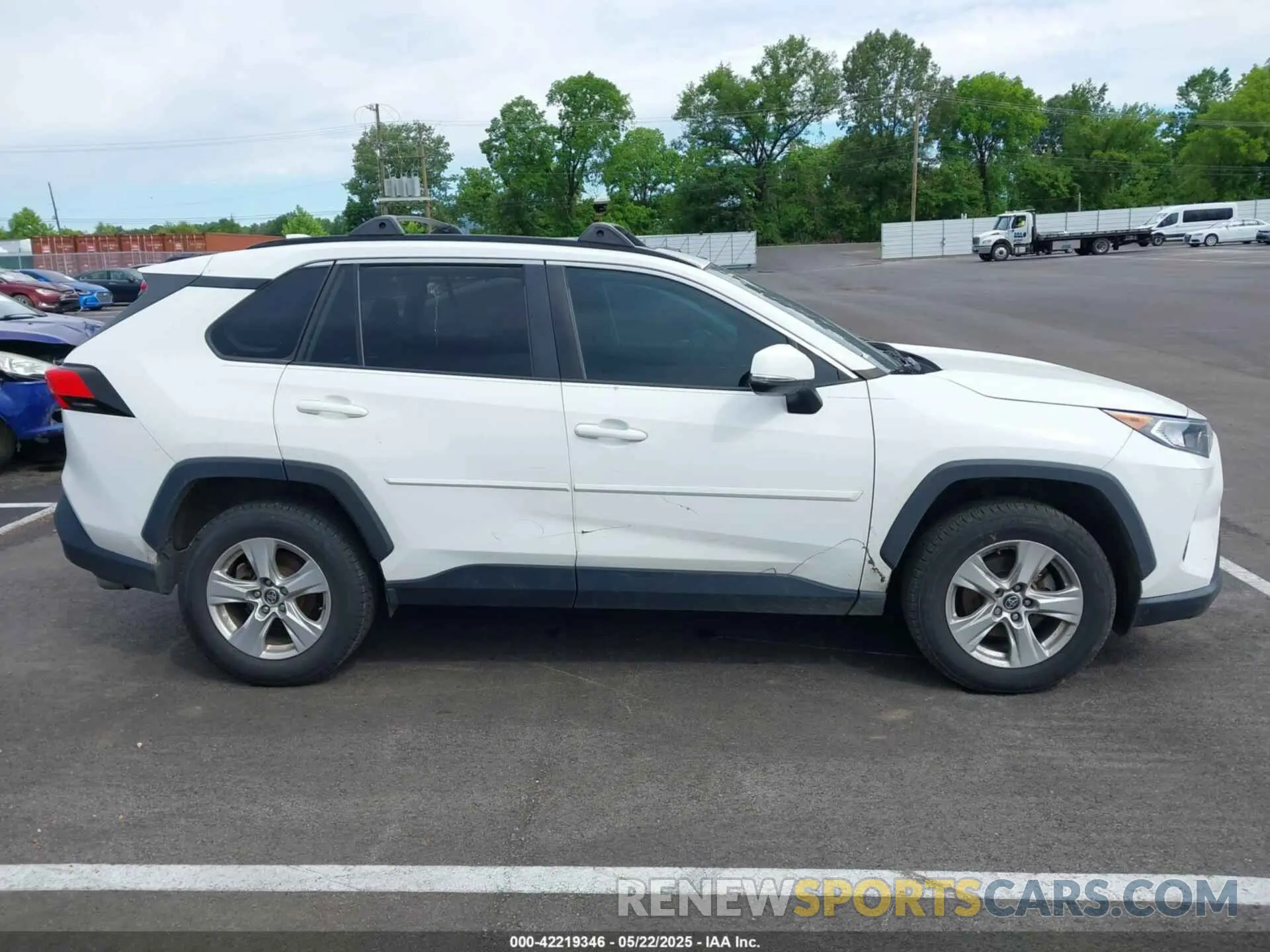 13 Фотография поврежденного автомобиля 2T3W1RFV2LW068363 TOYOTA RAV4 2020