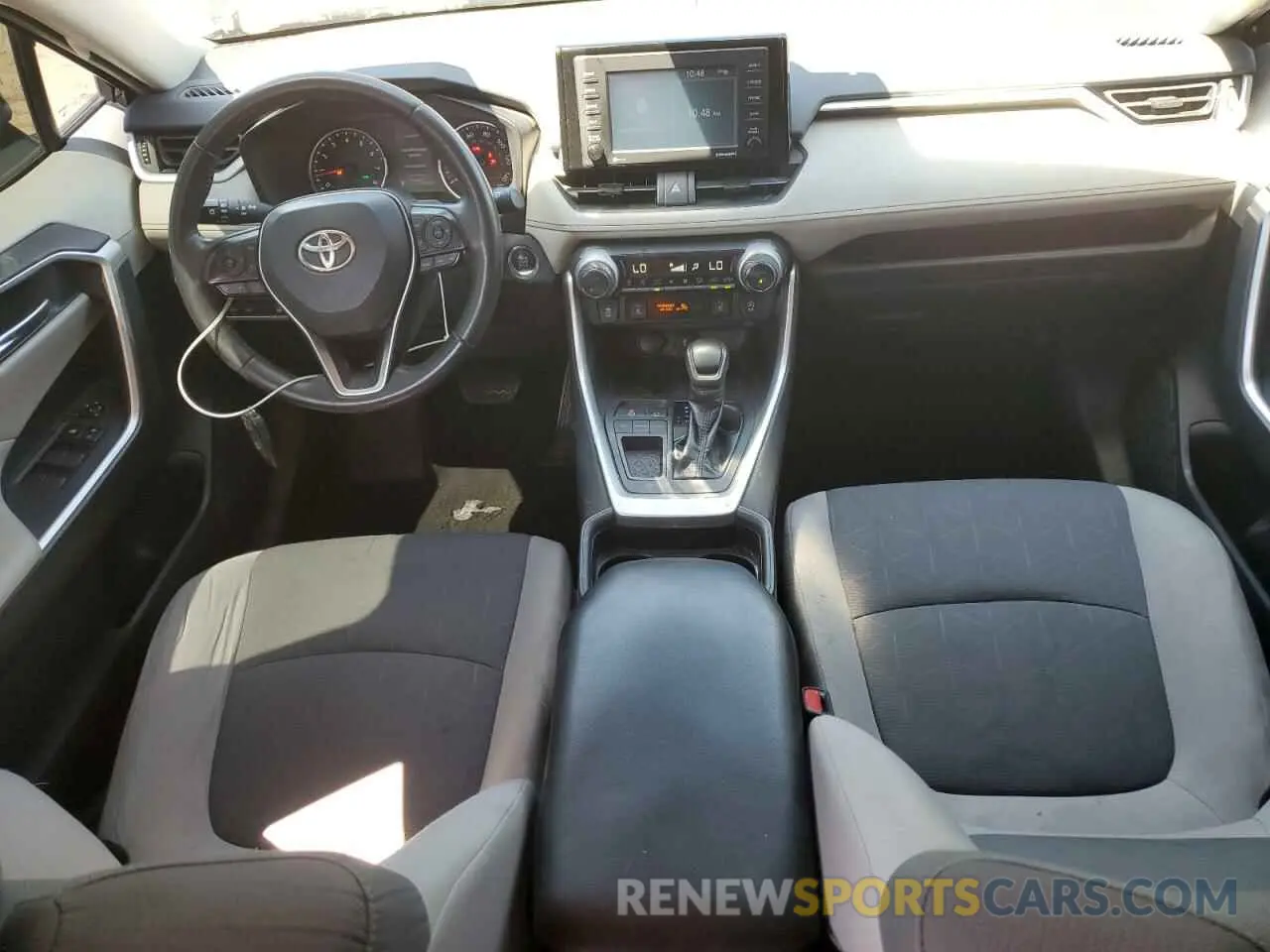 8 Фотография поврежденного автомобиля 2T3W1RFV2LW071747 TOYOTA RAV4 2020