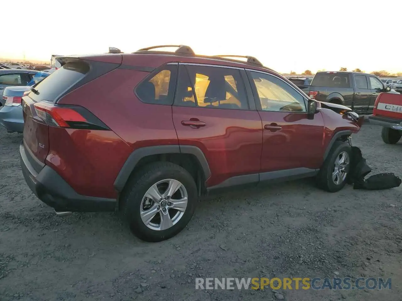 3 Фотография поврежденного автомобиля 2T3W1RFV2LW090783 TOYOTA RAV4 2020
