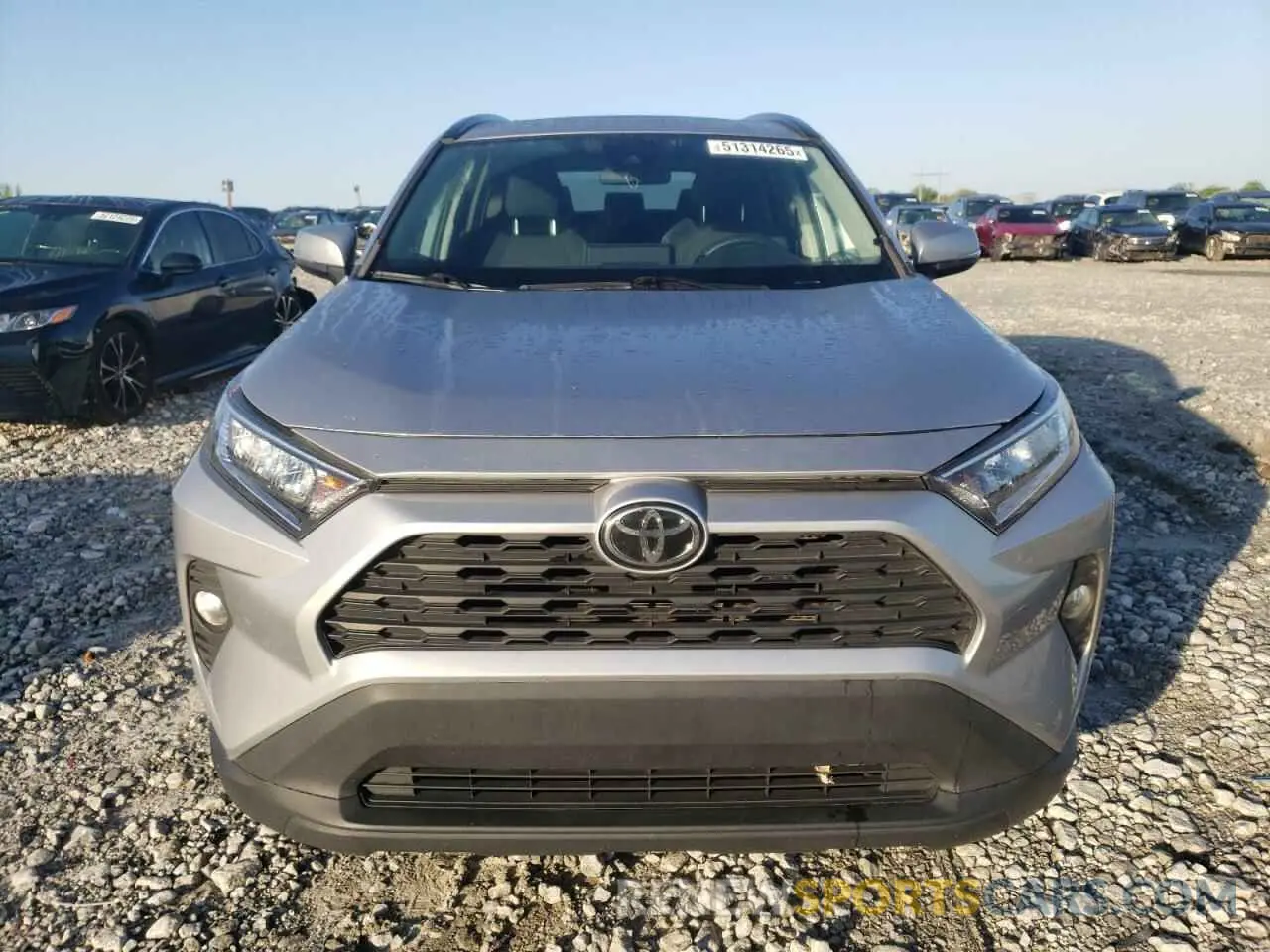 5 Photograph of a damaged car 2T3W1RFV3LC081463 TOYOTA RAV4 2020