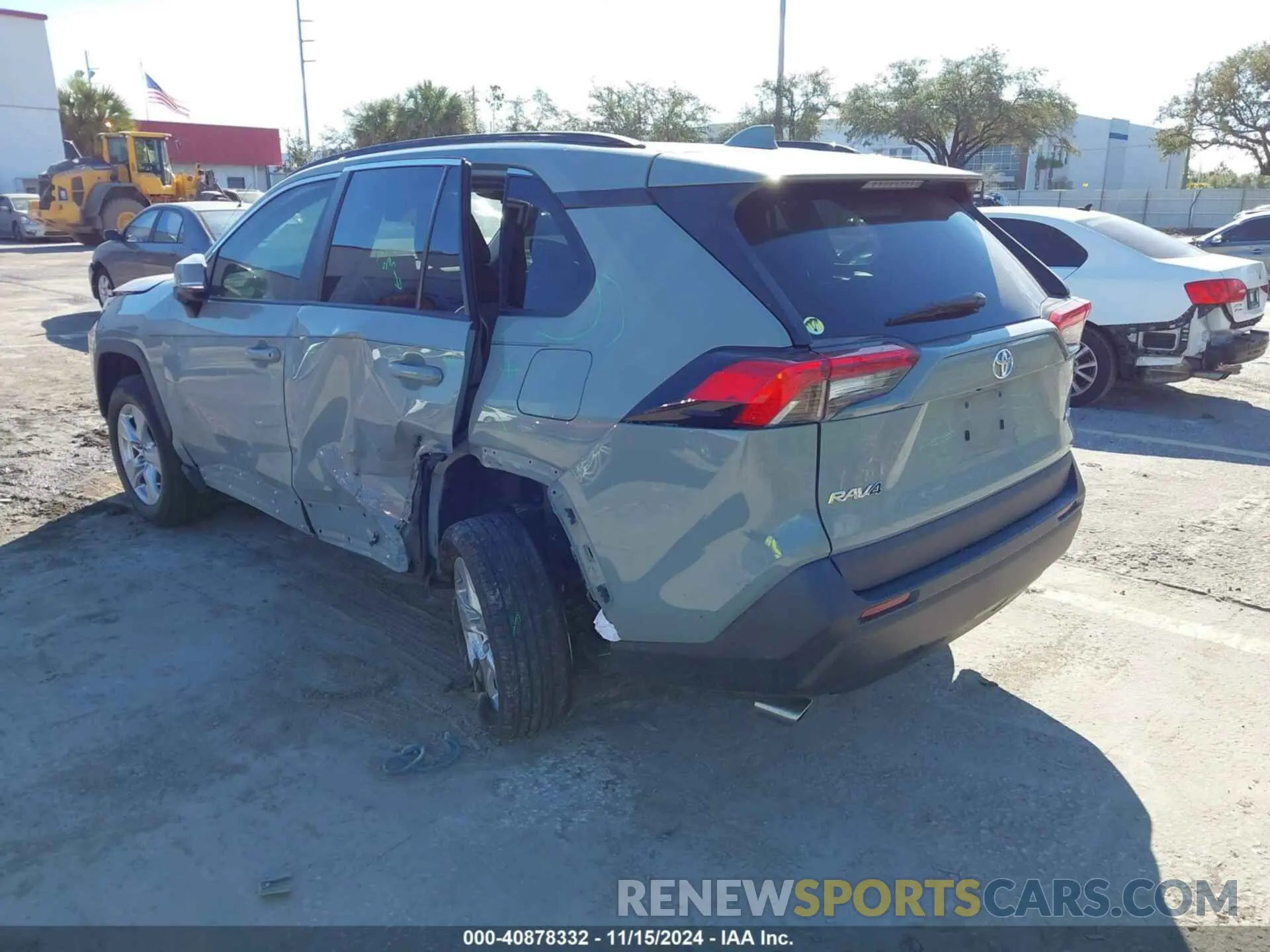 3 Фотография поврежденного автомобиля 2T3W1RFV3LW063561 TOYOTA RAV4 2020