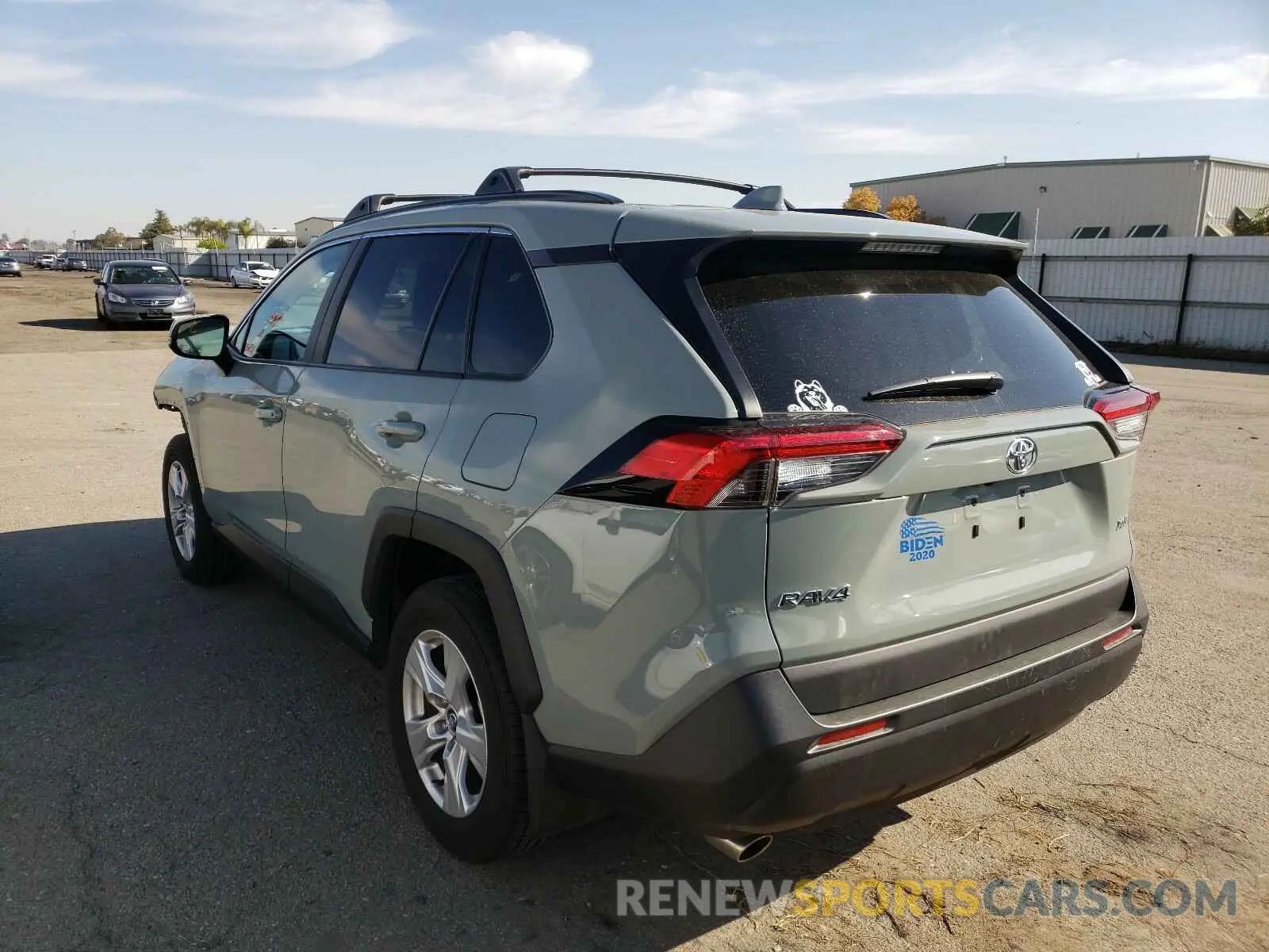 3 Photograph of a damaged car 2T3W1RFV3LW084409 TOYOTA RAV4 2020