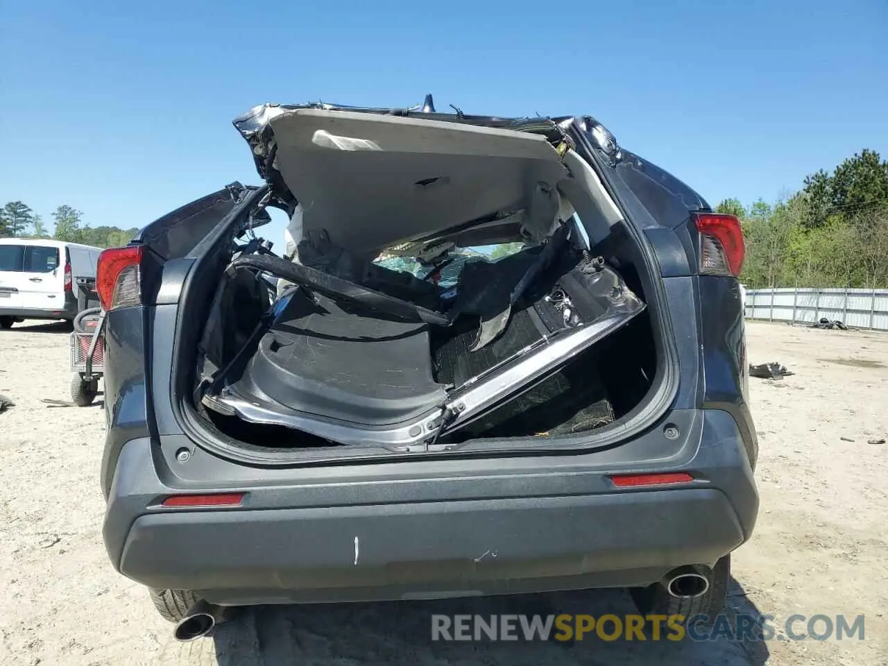 6 Фотография поврежденного автомобиля 2T3W1RFV4LC050822 TOYOTA RAV4 2020