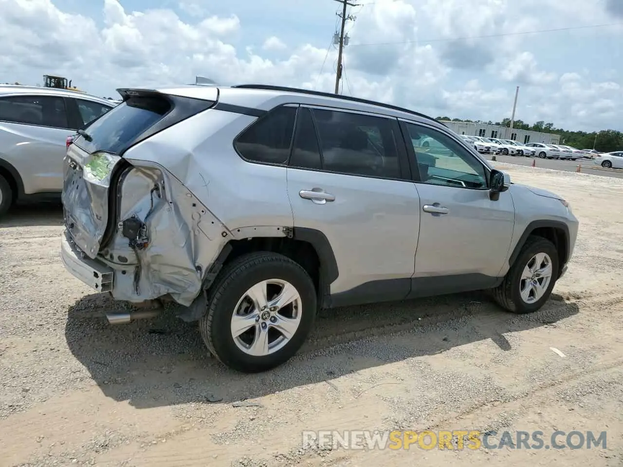 3 Фотография поврежденного автомобиля 2T3W1RFV4LC057916 TOYOTA RAV4 2020