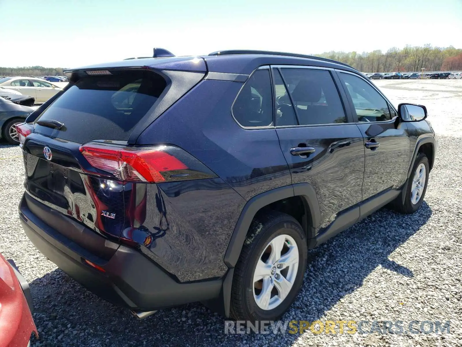 4 Photograph of a damaged car 2T3W1RFV4LC060668 TOYOTA RAV4 2020